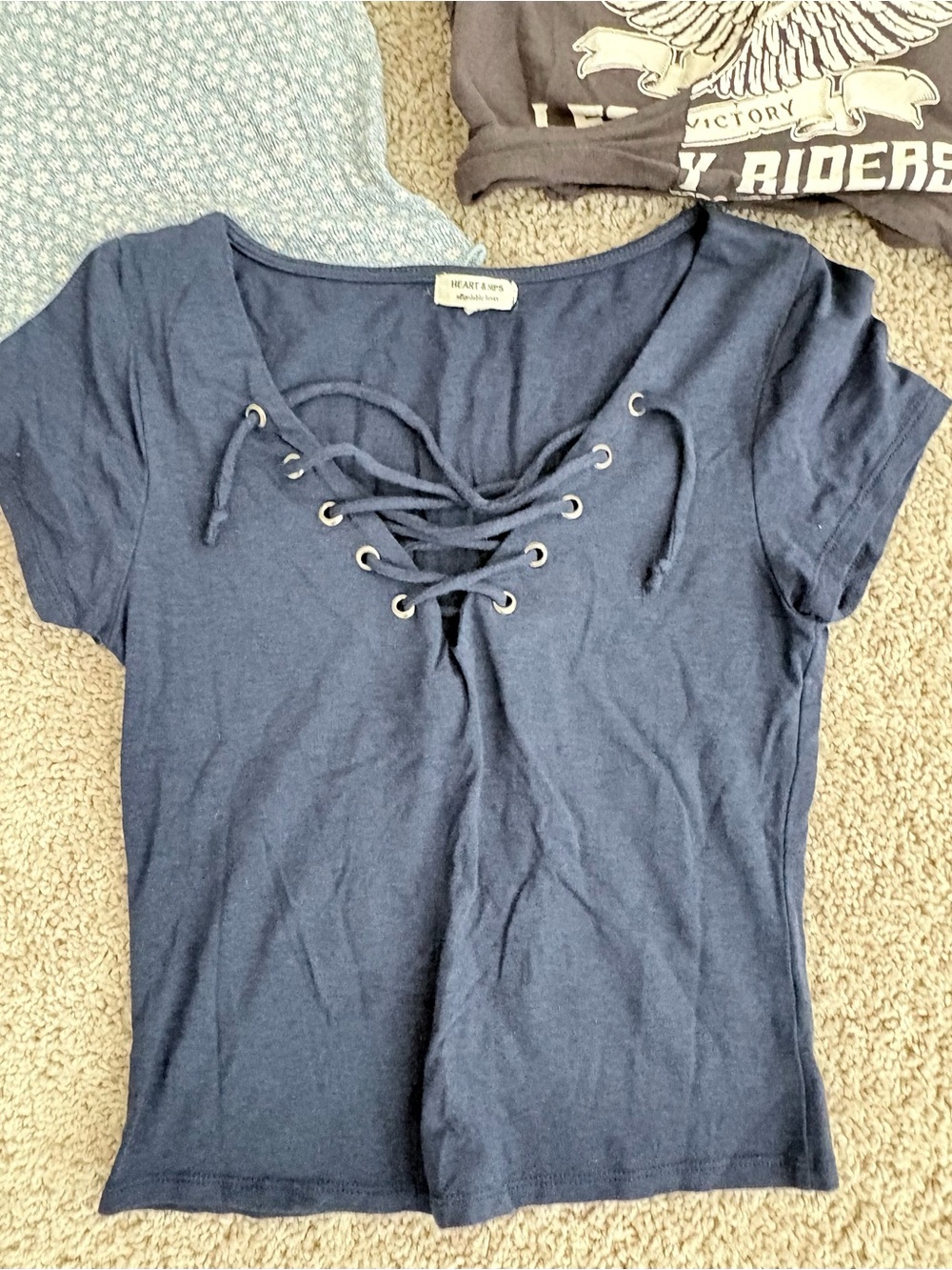 Small shirt bundle - Picture 3 of 9